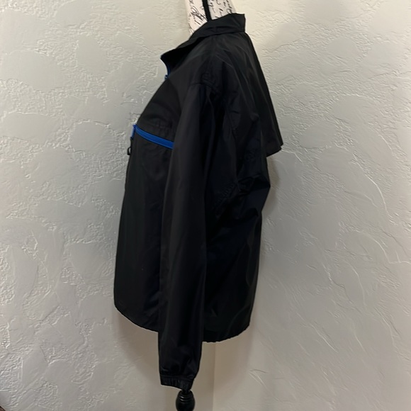 NWOT. Old Navy Ladies WindbreakerBlack & Blue Trim  Size Small. - Picture 10 of 16